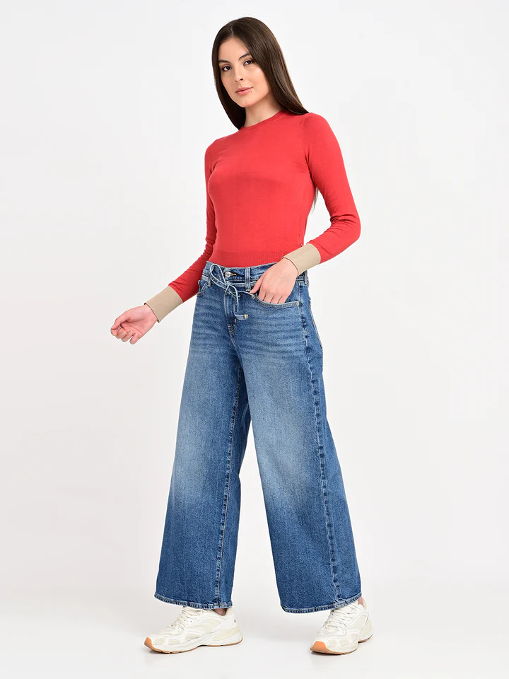 Women's Blue Straight Loose Fit Mid Rise Jeans