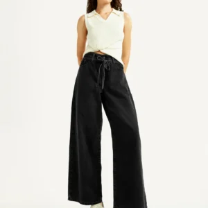 Women's Black Straight Loose Fit Mid Rise Jeans