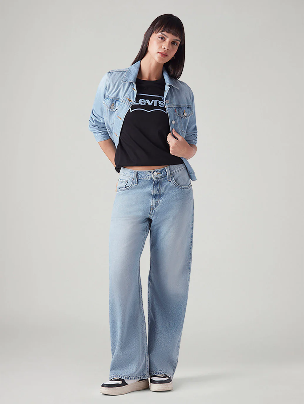 Women's Light Blue Loose Bootcut Fit High Rise Jeans